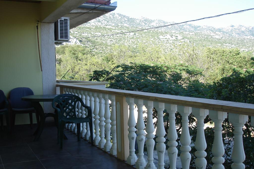 Apartments Cico Starigrad Exterior photo