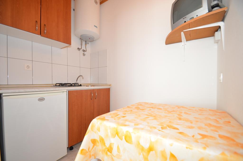 Apartments Cico Starigrad Exterior photo