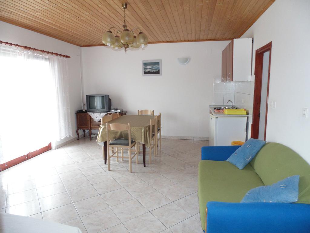Apartments Cico Starigrad Exterior photo