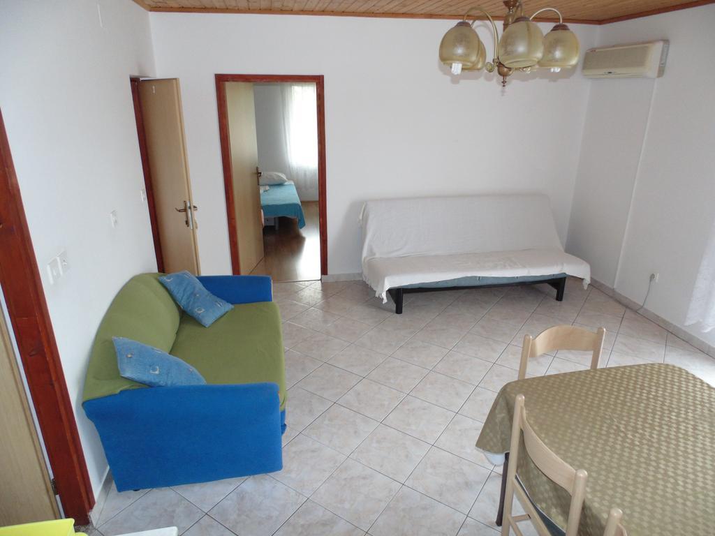 Apartments Cico Starigrad Exterior photo